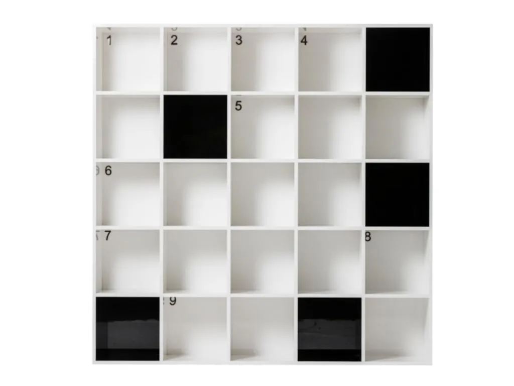 shakespeare and company bookcase By altreforme