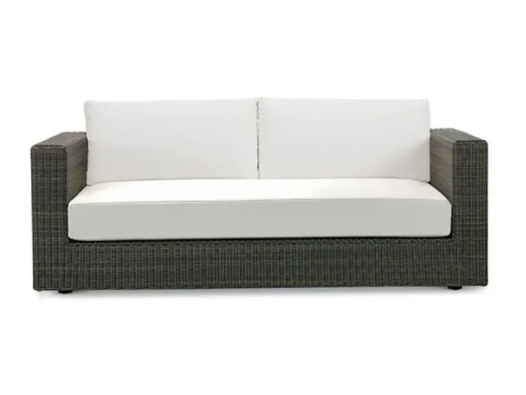 cube 3 seater sofa By ETHIMO