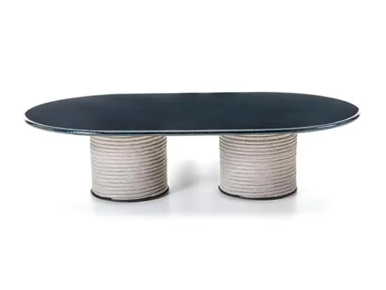 patio coffee table 134x80 h33 By ETHIMO