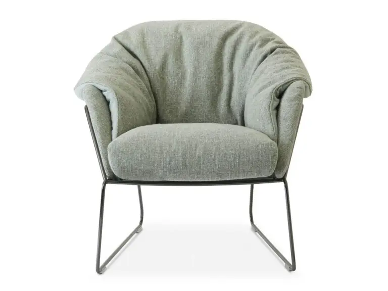 new york curve armchair By Saba Italia