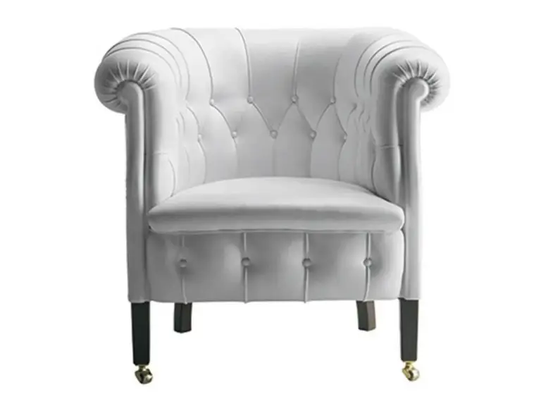 fumoir armchair By Poltrona Frau